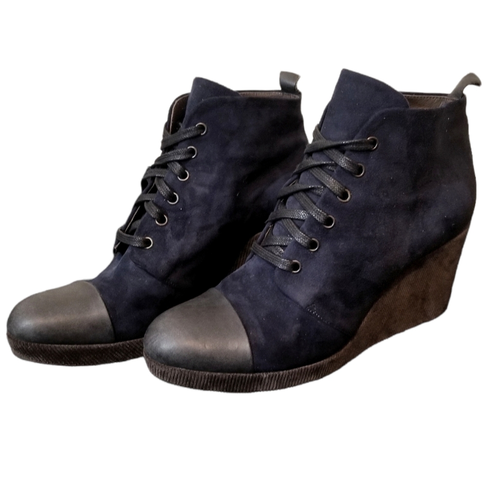 COCLICO Navy Blue Soft Suede Wedge Booties w/ Laces